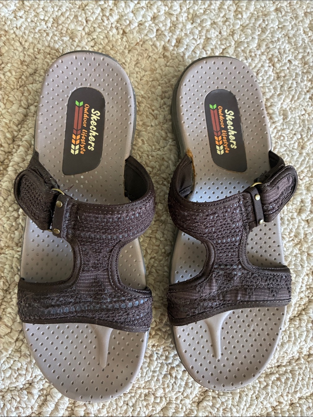 Women's Brown Slide Sandals with Cushioned Footbed - Picture 5 of 6